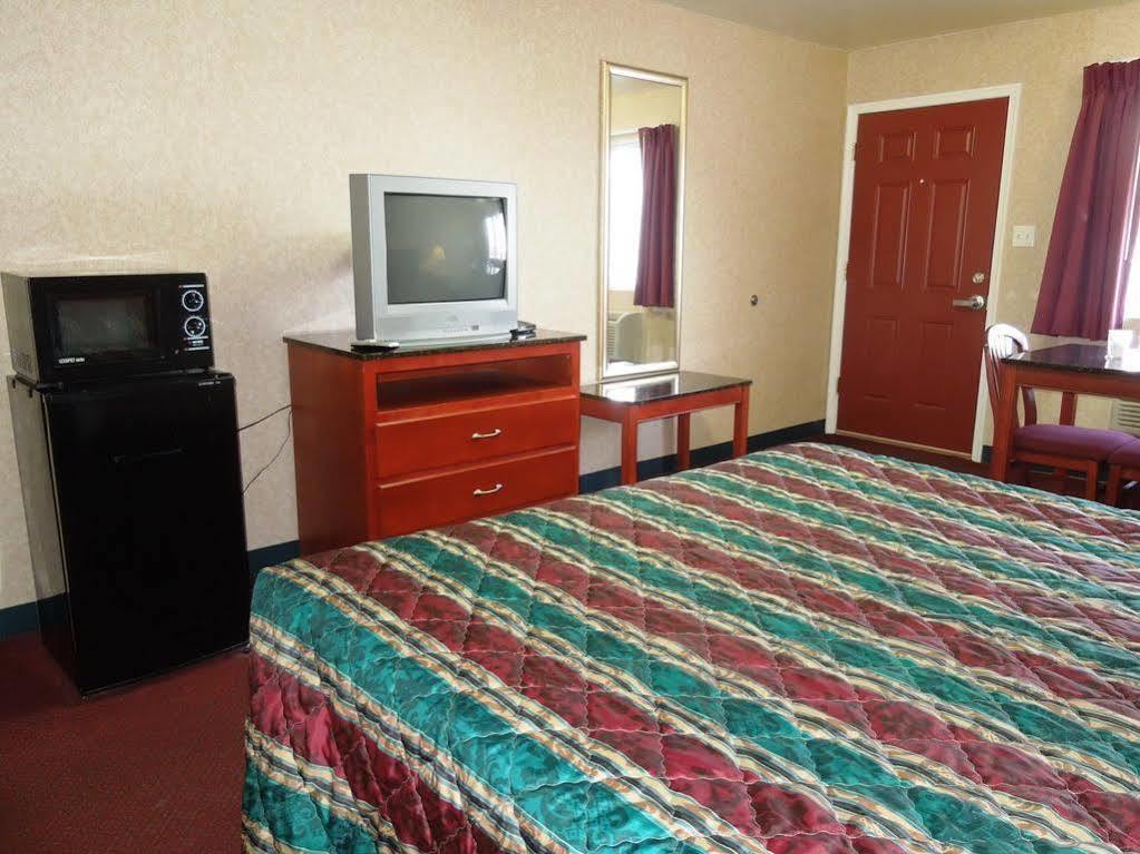 Atrium Inn & Suites Galloway Kültér fotó