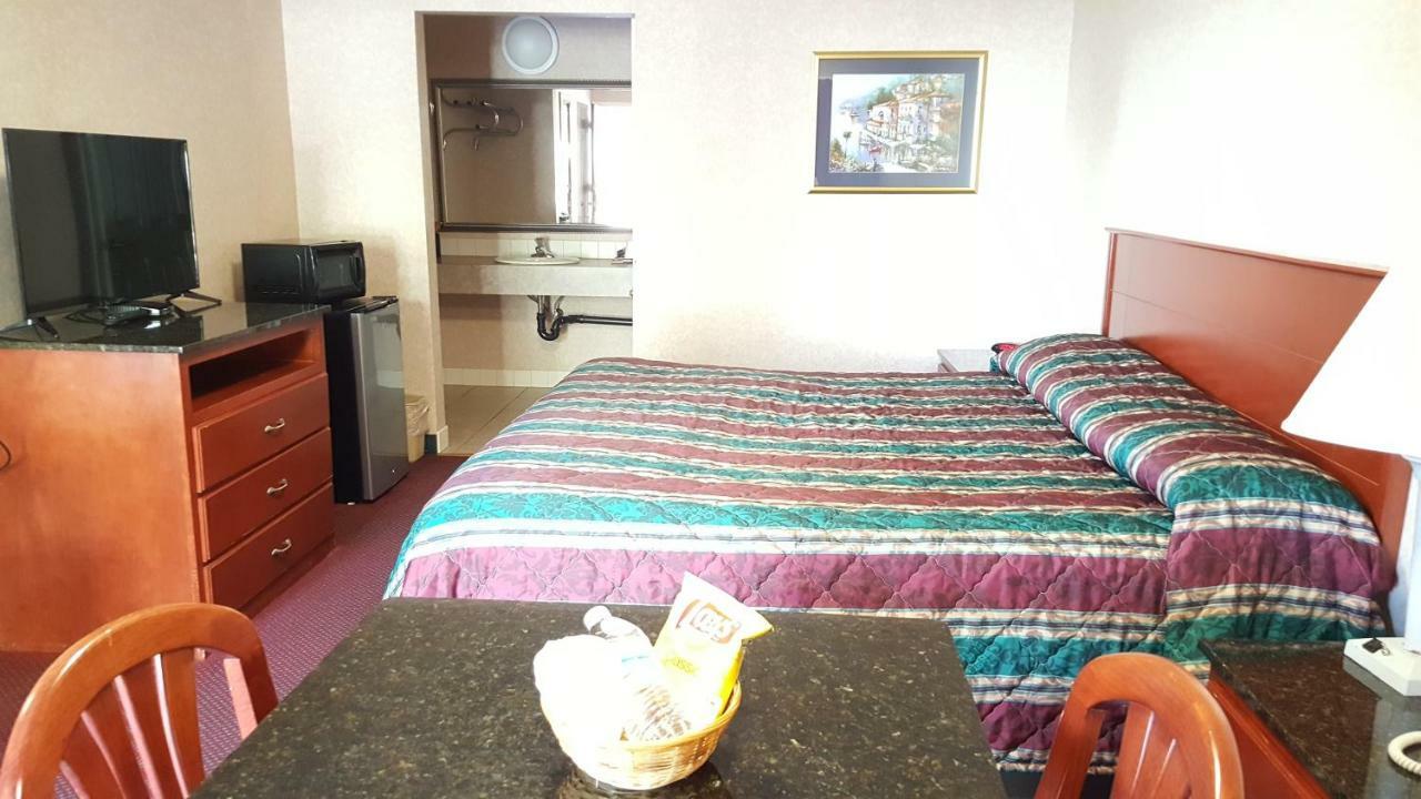 Atrium Inn & Suites Galloway Kültér fotó